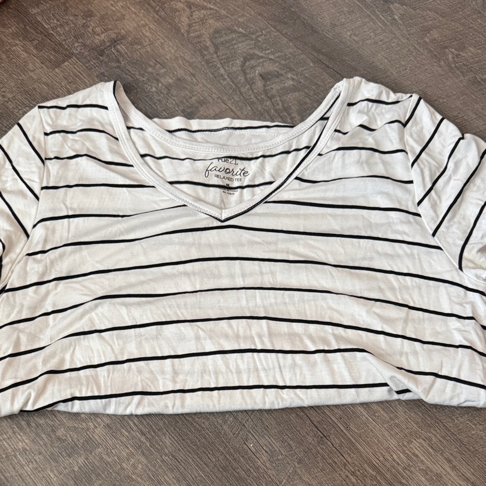 Rue21 Black and White Striped V-Neck Tee